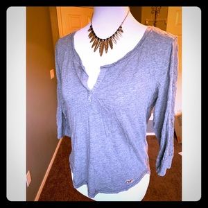 💝GUC Hollister gray top💝